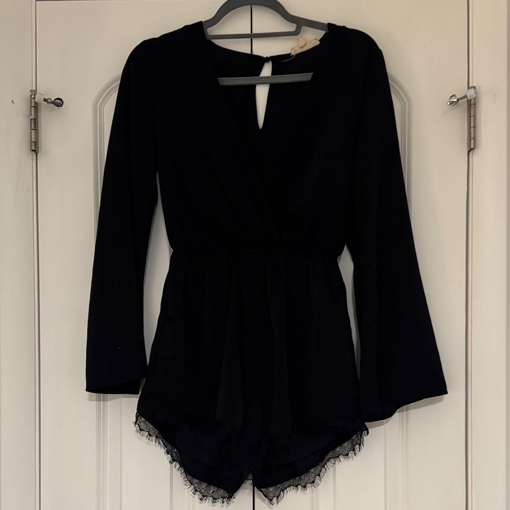 ⚜️ ILLA ILLA Black Romper